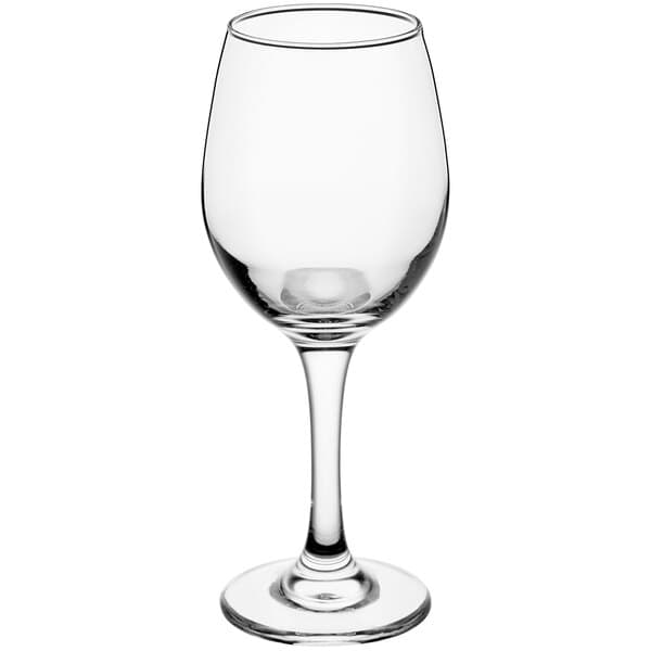 An Acopa clear wine glass with a stem.