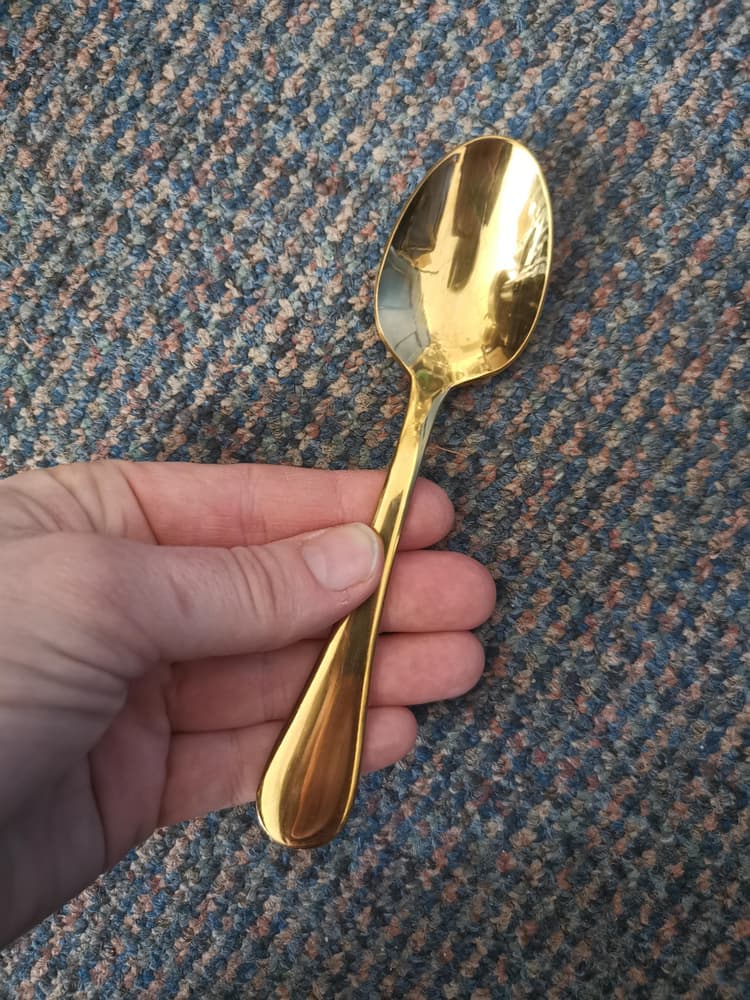 gold teaspoon