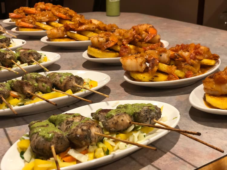 The photos do this beautiful plate no justice. They were beautiful and made my appetizers look great. I would definitely recommend these to anyone needing appetizer or dessert plates.