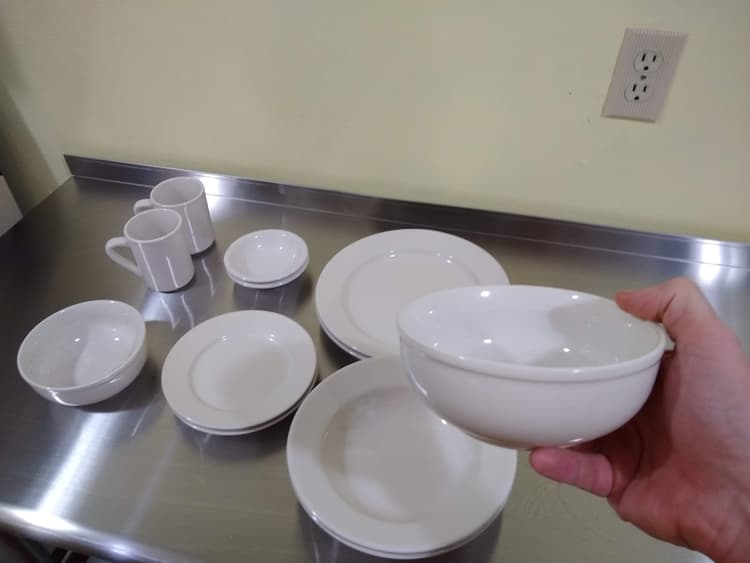 great off white bowls, durable and functional while still looking good