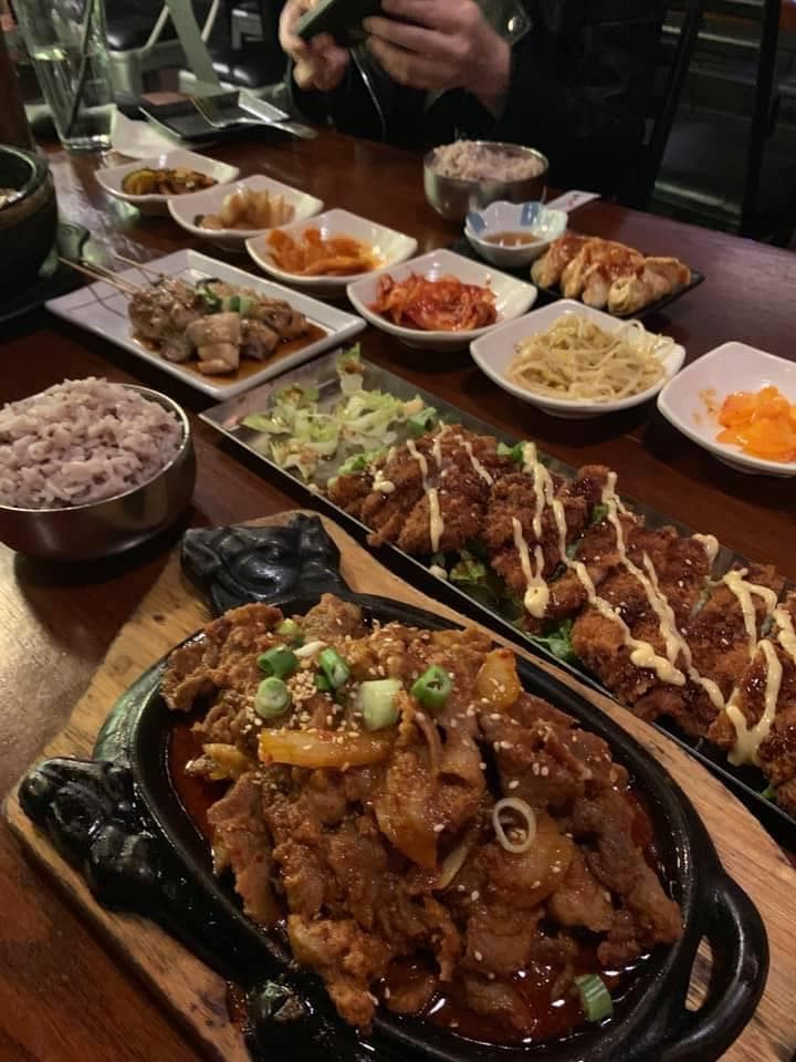 We use this to serve fried chicken katsu and everyone loves it!
