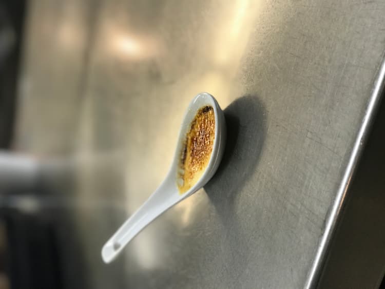 Great spoons to use for desserts. I have made mini Creme brûlée’s in these and they turned out well. We use them for sauces as well. Not durable, but that’s to be expected. Handle with care.