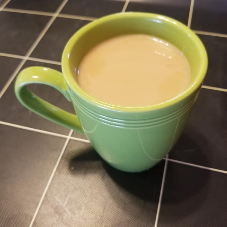 Love the color of these mugs