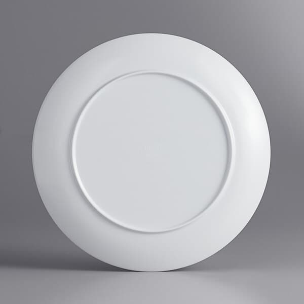 An Acopa Lunar white melamine coupe plate with a circle rim on a white background.